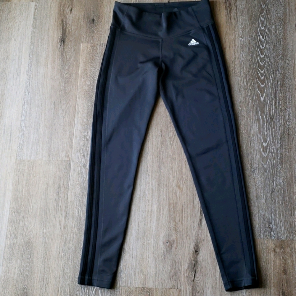 Adidas leggings